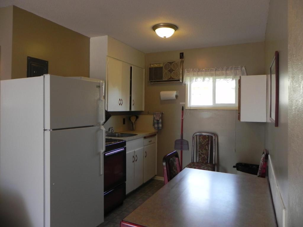 Destiny Beach Resort Osoyoos Quarto foto