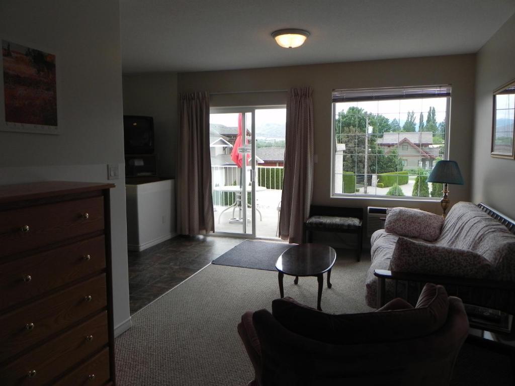 Destiny Beach Resort Osoyoos Quarto foto