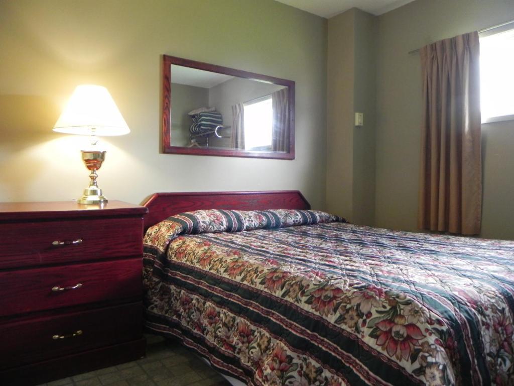 Destiny Beach Resort Osoyoos Quarto foto